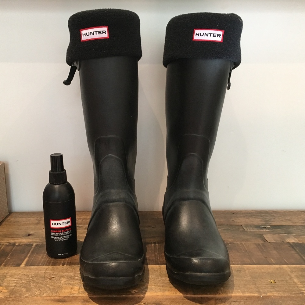 Hunter black wide calf boots size 7 + inserts